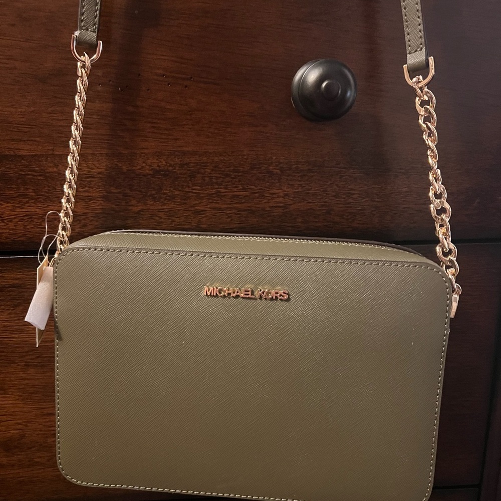 NWT Michael Kors Large Jet Set Olive Crossbody Bag